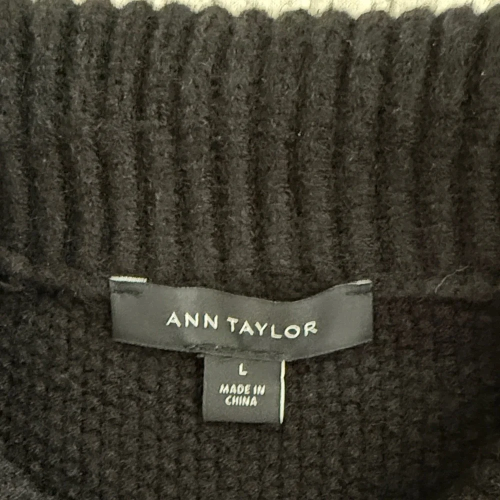 Ann Taylor Black Textured Sweater with Gold buttons, SZ L, EUC - Picture 2 of 6